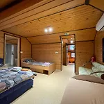 Apartma Ob Kolpi Krizan * Gradac